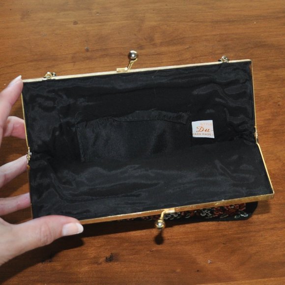 Vintage 70 Double Sided, Tapestry, Purse Handbag, Du-Val, Hong Kong, Chain Strap - Picture 4 of 4